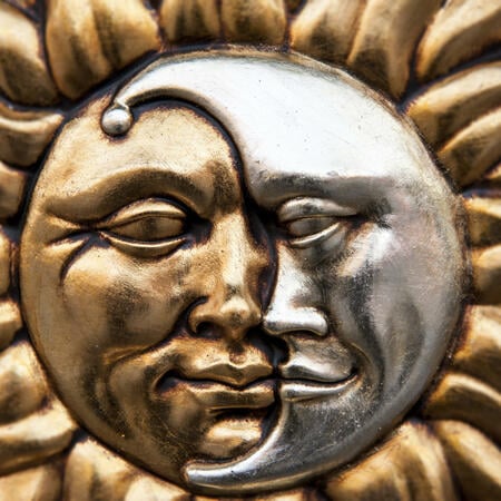 5. Wenn die Sonne im Sternzeichen Widder steht, dann ist der Vollmond immer in der Waage.| Foto: (c) Cla78 - stock.adobe.com