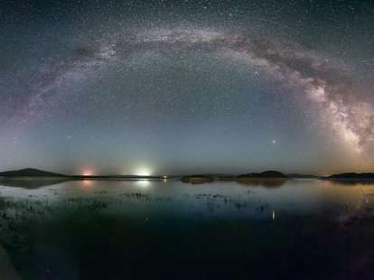The Duolun Lake under the Milky Way, in Inner Mongolia, China | Photo: © iStockphoto.com/bjdlzx