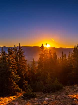 Sunrise on a Colorado 14er